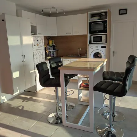 Le 505 Au Lydia Vue 5 Personnes